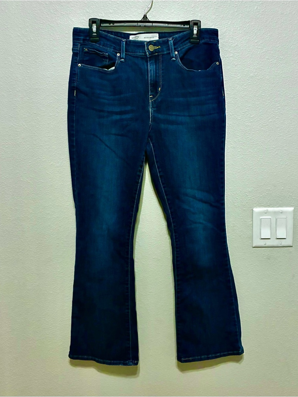 Levi’s Mid Rise Boot Cut Blue Jeans Women’s Size 10S Casual Everyday